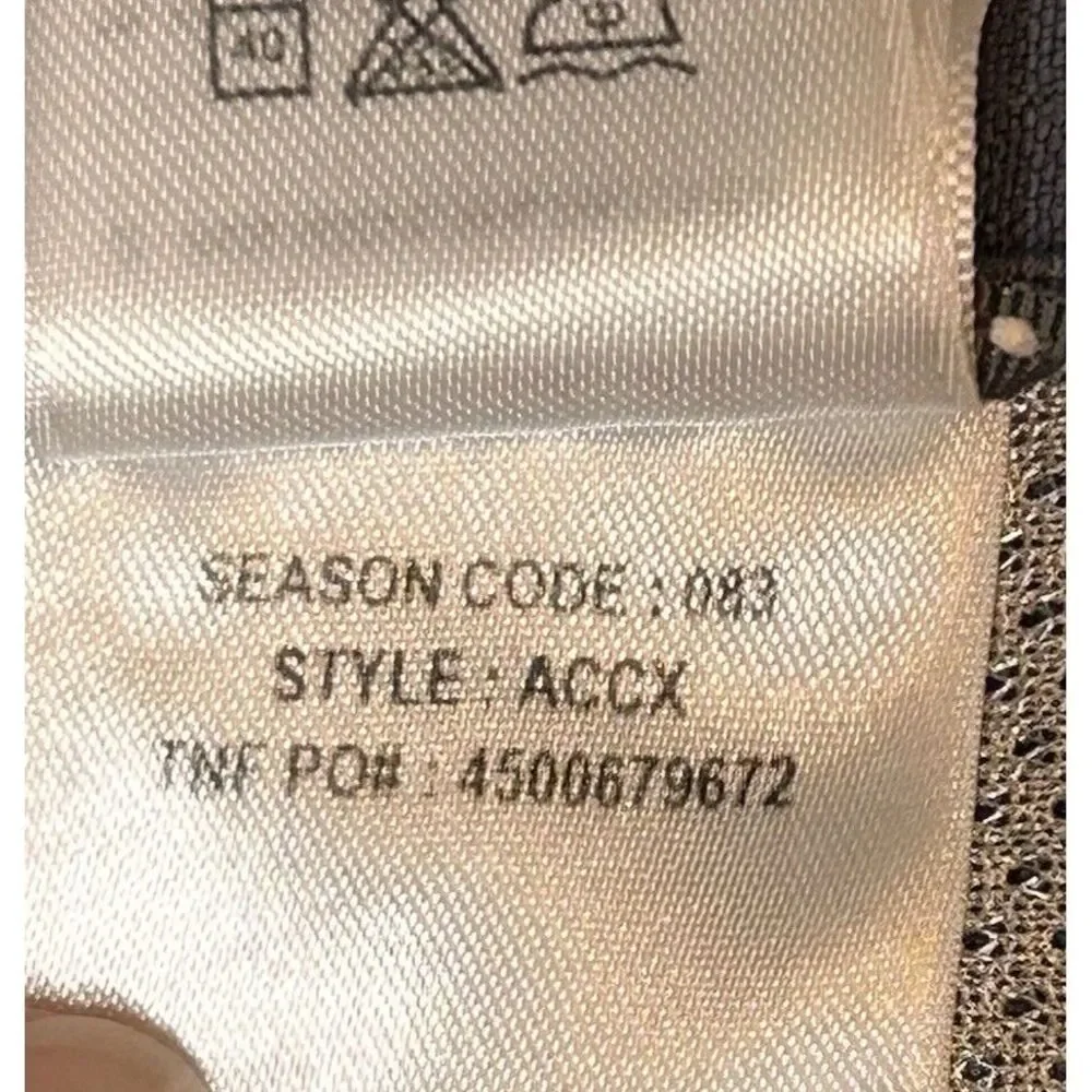 The Northface Mens XL ACCX Gray Roll Tab Long‎ Sleeve Button Down Hiking Shirt